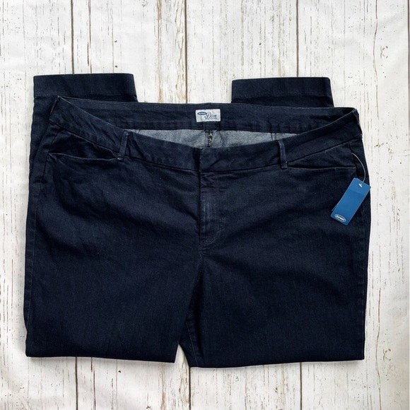 Old Navy Women’s The Diva Denim Daisy Pa Dark Rinse Plus Size Jeans Size 20 Reg - Picture 1 of 7
